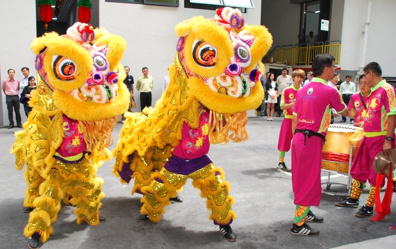 open_liondance